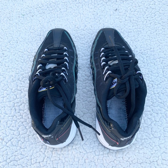 Nike Air Max 95 Black - Picture 5 of 7